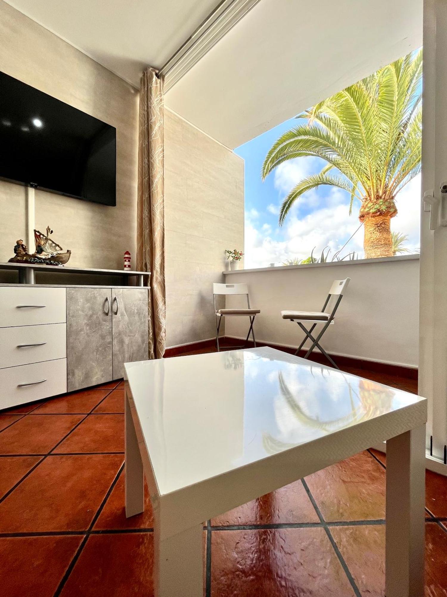 Primavera Holiday Apartment Arona  Esterno foto